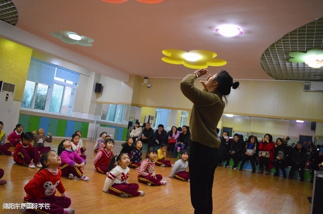 աѧǰ ͬССѧǰ